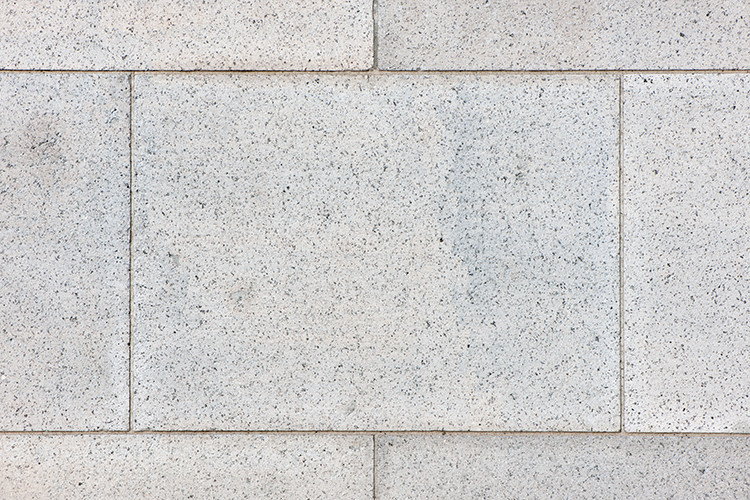旧横浜正金銀行本店本館に使用された神奈川県産建築用石材「白丁場石」